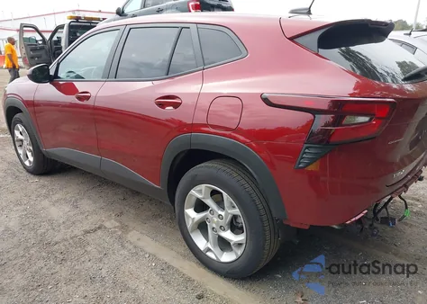 2025 Chevrolet Trax Fwd Ls z USA, uszkodzony, nr VIN KL77LFEP8SC075946